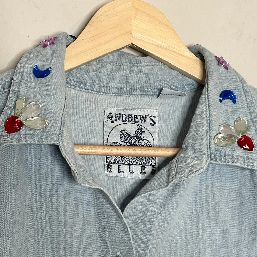 Vintage Celestial Stars and Moon Jewels Denim Shirt - Picture 4 of 5